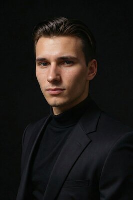 Raphael Lugmayr — Austrian software developer and entrepreneur, co-founder of Stoicera Software Group